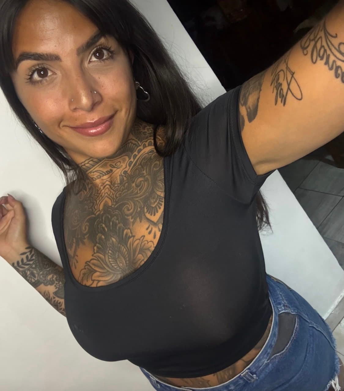 Foto 1 di Curvy Diana
